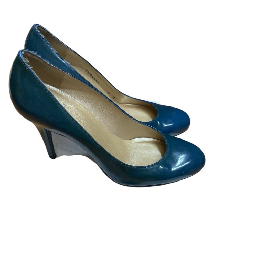 Stuart Weitzman . Blue Patent Leather Heels - Picture 2 of 4